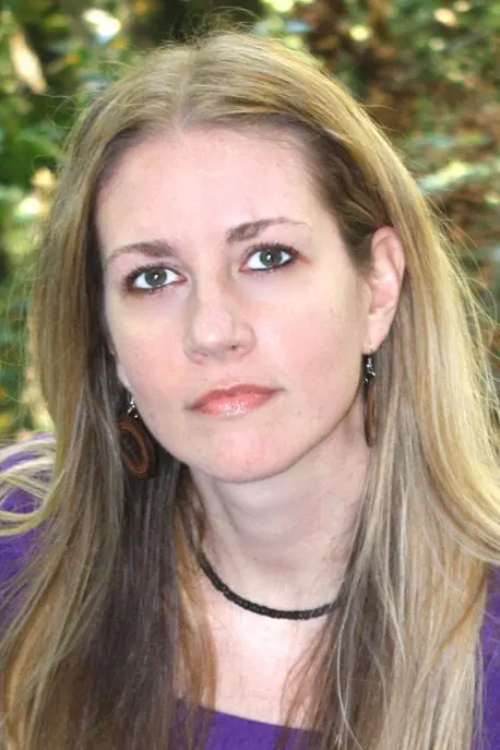 author Deanna Duke